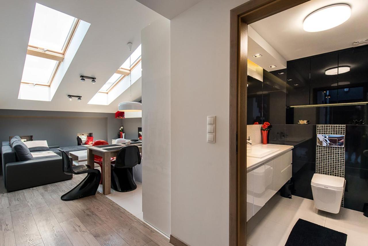 קרקוב Cozy And Large 62 M2 Apartment With Air Conditioning, Old Town מראה חיצוני תמונה